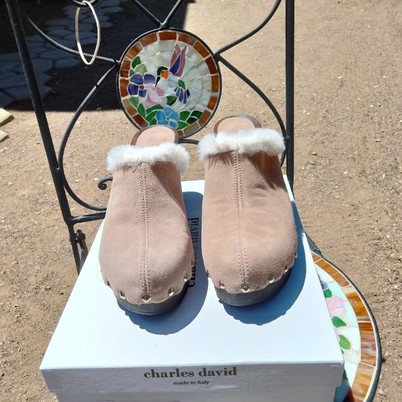 CHARLES DAVID Faux Fur Trim Studded Mules Clogs Taupe Suede NOS EU Size 39 - Picture 8 of 10